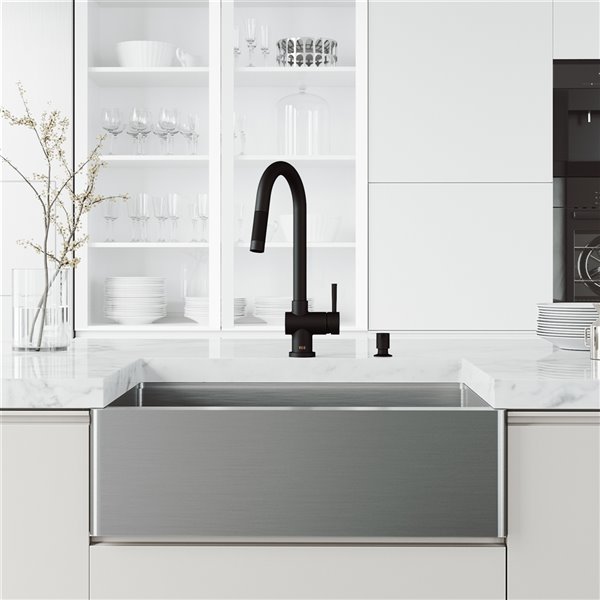 Gramercy Pull Down Kitchen Faucet in Matte Black