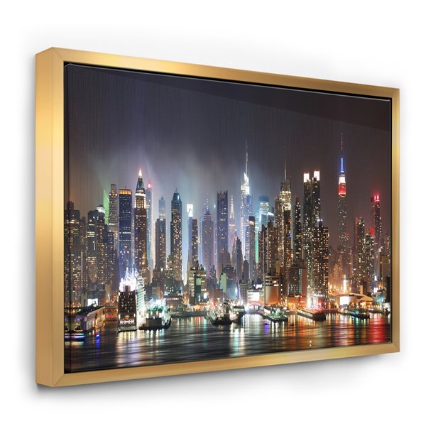 Designart 16-in x 32-in Lit NYC Manhattan Skyline with Gold Wood Framed ...