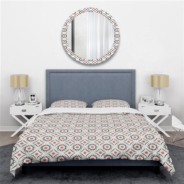 Designart 3-Piece Red Abstract Retro Design Queen Duvet Cover Set ...