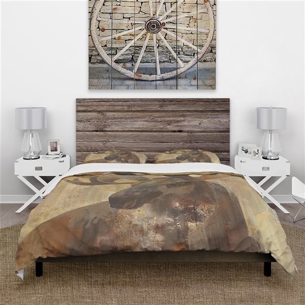 Designart 3-Piece Into the Wild Gold Moose Queen Duvet Cover Set