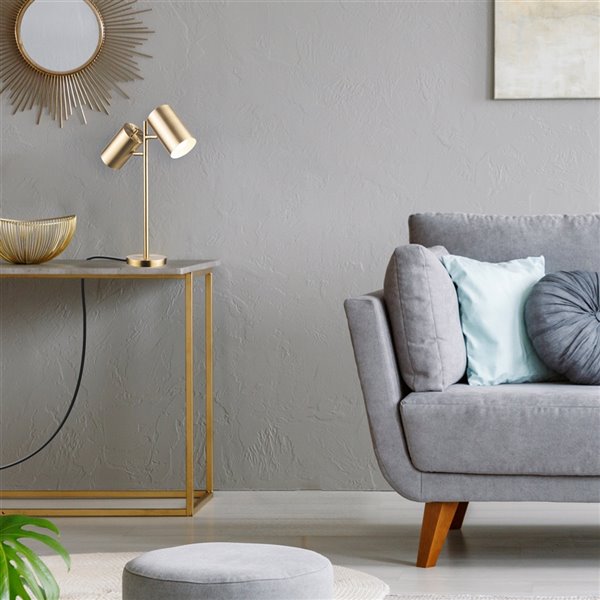 Globe Electric Pratt 20-in Adjustable Matte Gold Pull-chain Standard Desk Lamp with Metal Shade