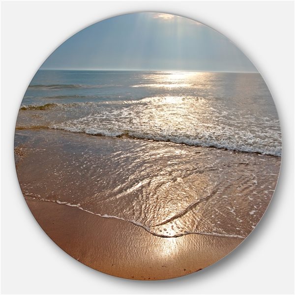 Designart 23-in x 23-in Round Tranquil Seashore with Crystal Waters' Seascape Metal Circle Art