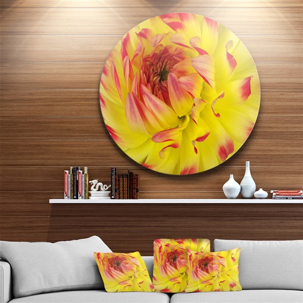 Designart 36-in x 36-in Smooth Yellow Red Flower Petals Floral Circle Metal Wall
