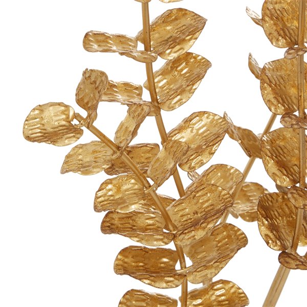 CosmoLiving by Cosmopolitan Gold Metal Foliage Sculpture
