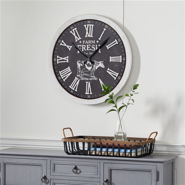 Grayson Lane 23.5-in x 23.5-in Black Analogue Round Wall Standard Clock