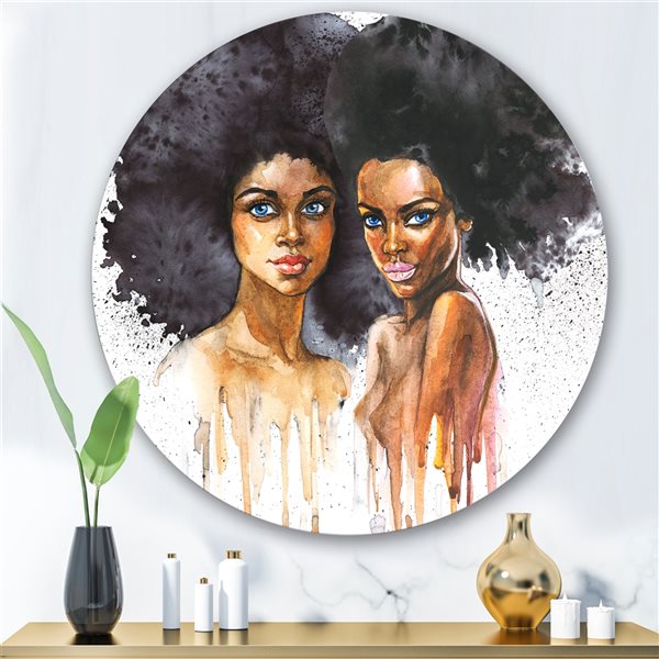Designart 29-in H x 29-in W Portrait of Two Afro American Women - Modern Metal Circle Wall Art