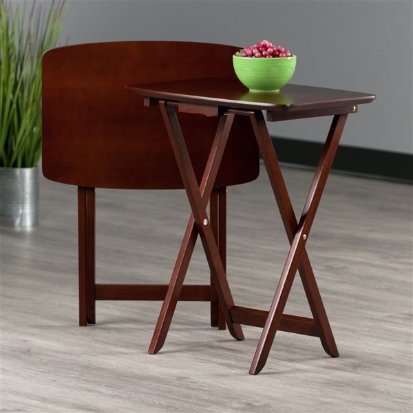 Winsome wood store tray tables