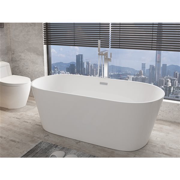 A&E Bath & Shower 31.5-in W x 66.9-in L White High-Gloss Acrylic Oval Centre Drain Freestanding Bathtub