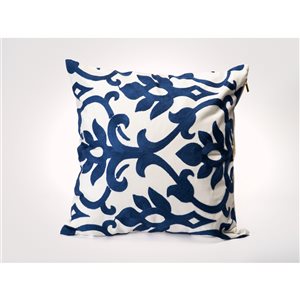 Starlite Myne Indoor 20-in x 20-in Decorative Pillow