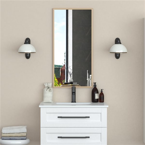 Miroir Prime rectangulaire de 18 po pour salle de bains par A&E Bath and Shower, doré