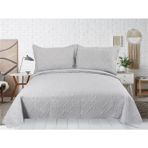 Marina Decoration Silver King Quilt Set - 3-Piece