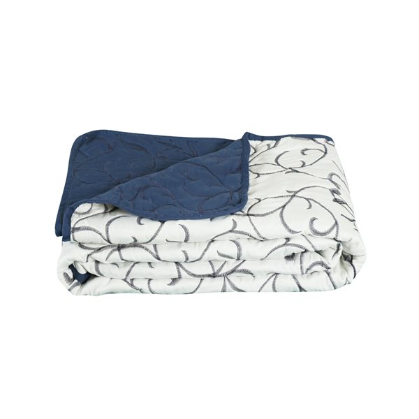 Marina Decoration Navy Blue and White Floral Full/Queen Quilt Set - 3-Piece