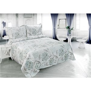 Marina Decoration Blue and White Floral Full/Queen Quilt Set - 3-Piece