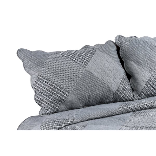 Marina Decoration Grey and Silver Checked King Quilt Set - 3-Piece