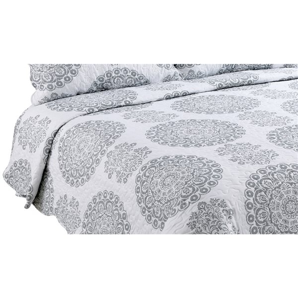 Marina Decoration Grey and White Floral King Quilt Set - 3-Piece