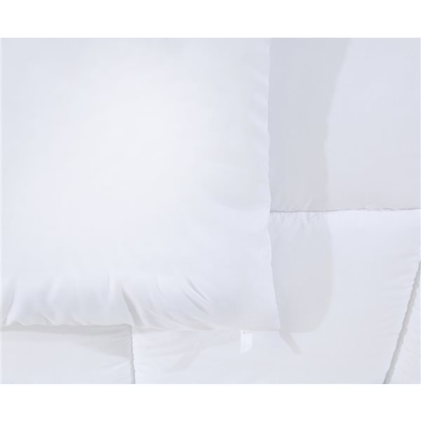 Marina Decoration White King Comforter DV-Poly90GSM-K