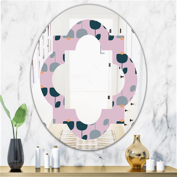 Designart 31.5-in x 23.7-in Retro Floral Pattern XIII Modern Oval Mirror