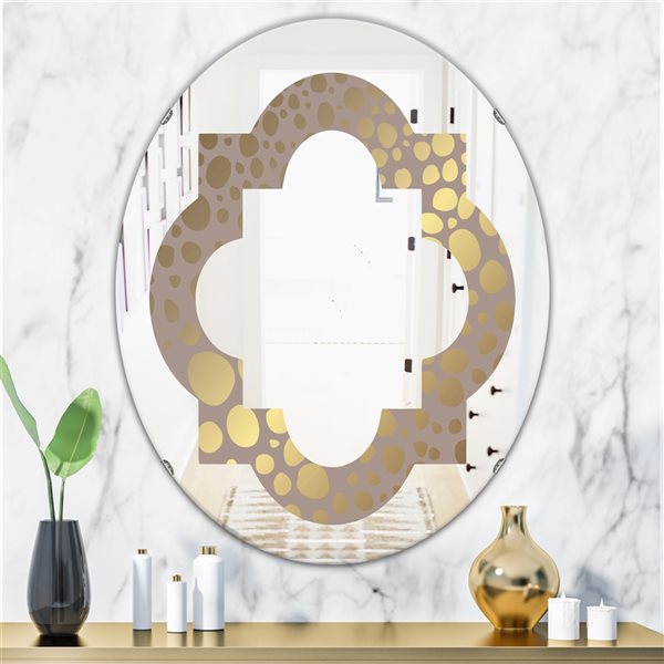 Designart 31.5-in x 23.7-in Golden Marble Design III Oval Wall Mirror