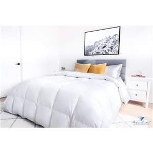 Highland Feather Queen White Cotton Comforter with Goose Down Fill