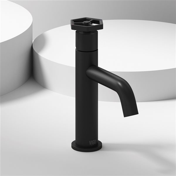 VIGO Ruxton Matte Black 1-Handle Single Hole WaterSense Labelled Bathroom Sink Faucet