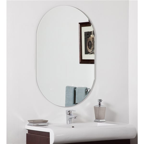 Décor Wonderland 23.6-in Oval Frameless Bathroom Mirror