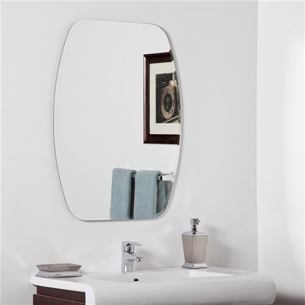 Decor Wonderland Oval Frameless 22-in Bathroom Mirror