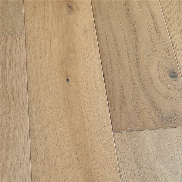 Villa Barcelona Heritage 6 1/2 x 3/8-in Prefinished French Oak Casa Wirebrushed Hardwood Flooring