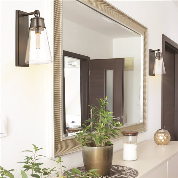 Z-Lite Wentworth 7.5-in W 1-Light Plated Bronze Transitional Wall Sconce