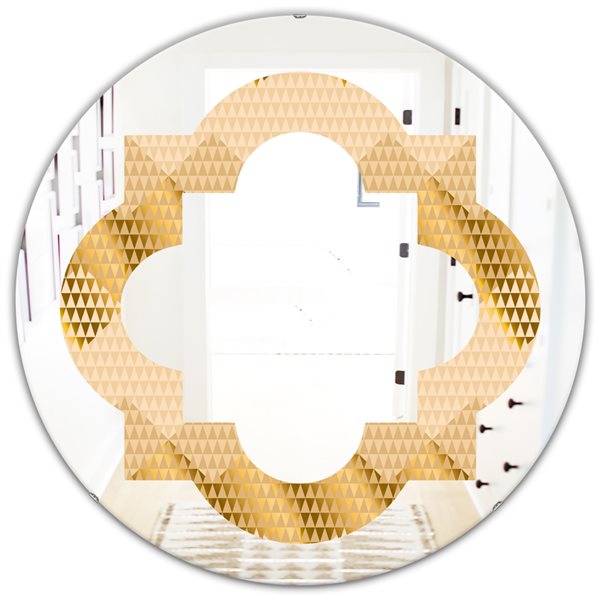 Designart 24-in x 24-in Golden Triangular Wavess I Modern Round Wall ...