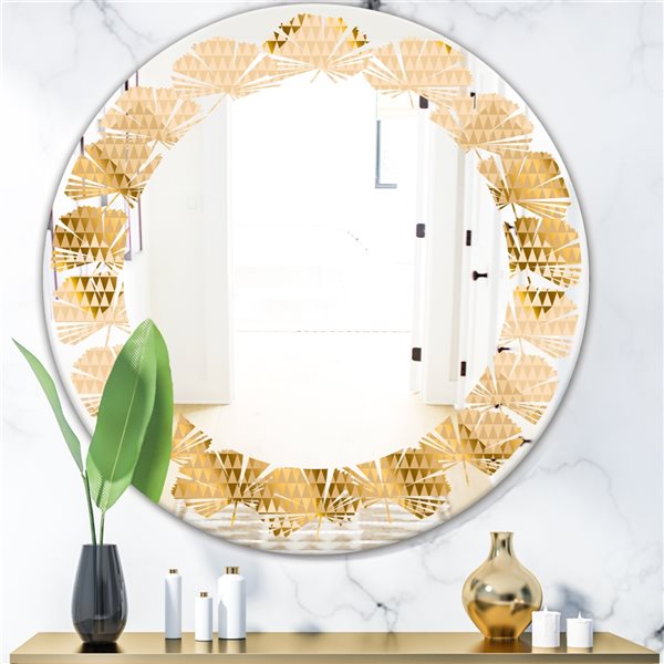 Designart 24-in x 24-in Gold Triangular Wavess I Round Wall Mirror