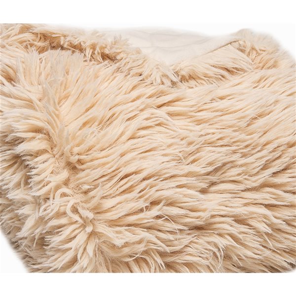 Jeté en polyester de 50 po x 60 po par Luxe Faux Fur, beige tibétain