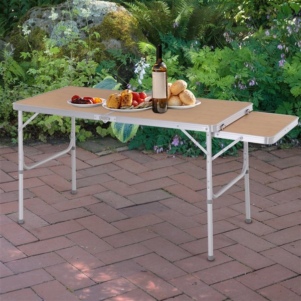 Outsunny 23.5-in x 47.25-in Outdoor Rectangle Wood Folding Table