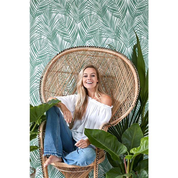 ESTA Home Non-woven Unpasted Fifi Green Palm Frond Wallpaper