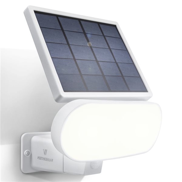 blink floodlight and solar panel charger