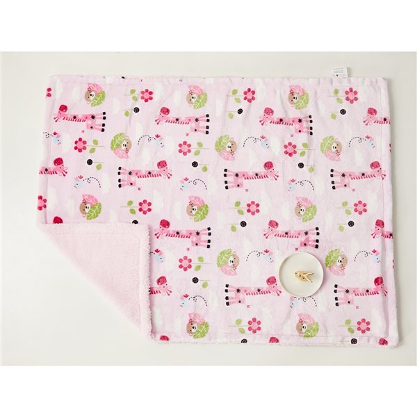 Marina Decoration Pink 30-in W x 40-in L Giraffe and Monkey Flannel Fleece and Sherpa Blanket