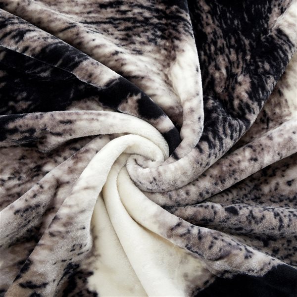 Marina Decoration Blue, Grey, Brown and White 78-in x 86-in Reversible Polyester Blanket