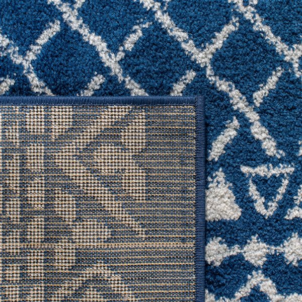 Carpette d'intérieur rectangulaire et abstraite Tulum Grady par Safavieh de 3 pi x 5 pi de style bohème, bleu marine et ivoire