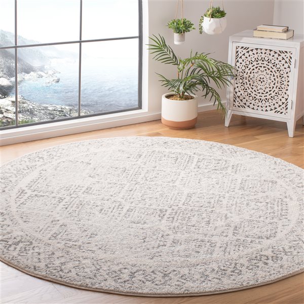 Tapis d'intérieur rond et délavé Tulum Virden par Safavieh de 5 pi x 5 pi de style bohème, ivoire et gris