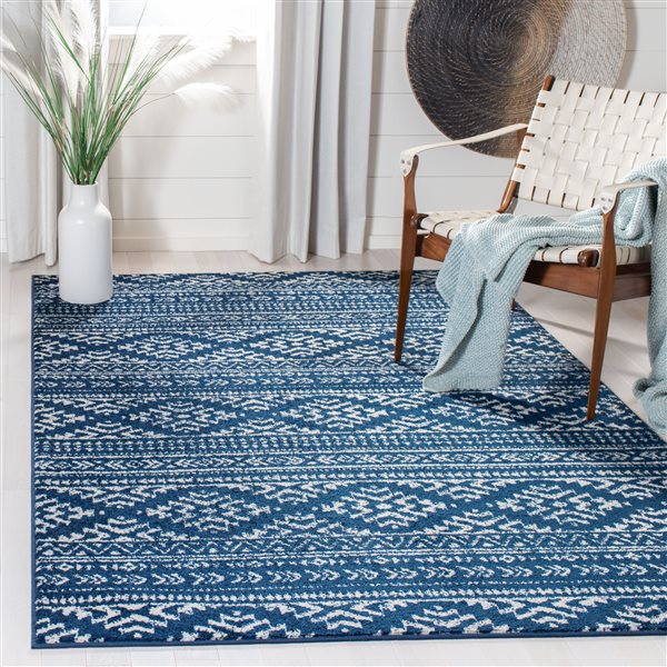 Safavieh Tulum Cibola 6-ft x 9-ft Navy/Ivory Rectangular Indoor Abstract Bohemian/Eclectic Area Rug
