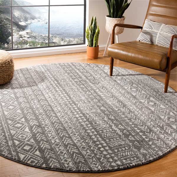 Tapis d'intérieur rond et abstrait Tulum Hobbs par Safavieh de 7 pi x 7 pi de style bohème, gris foncé et ivoire