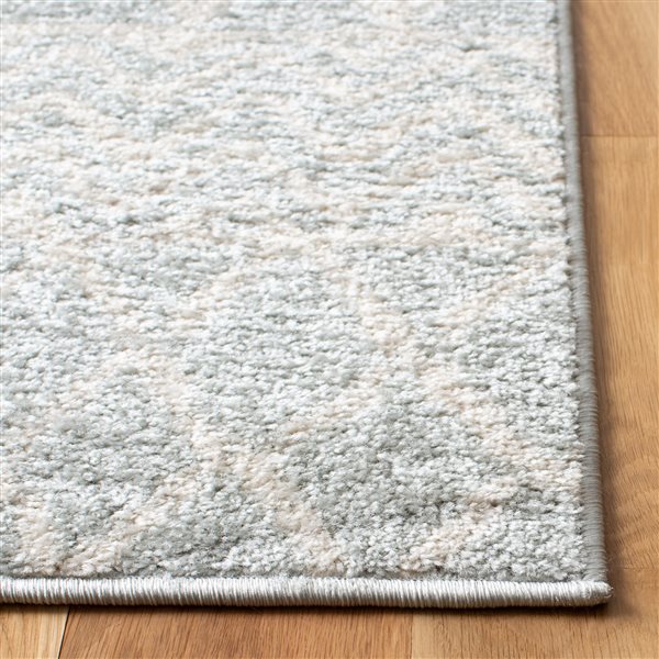 Tapis de passage rectangulaire et délavé Tulum Colfax par Safavieh de 2 pi x 8 pi de style bohème, gris clair et ivoire