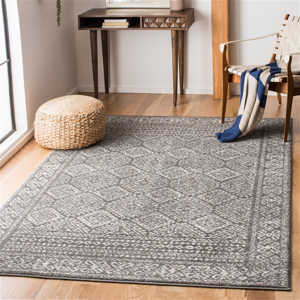 Safavieh Tulum Virden 3-ft x 3-ft Dark Grey/Ivory Square Indoor Abstract Bohemian/Eclectic Throw Rug