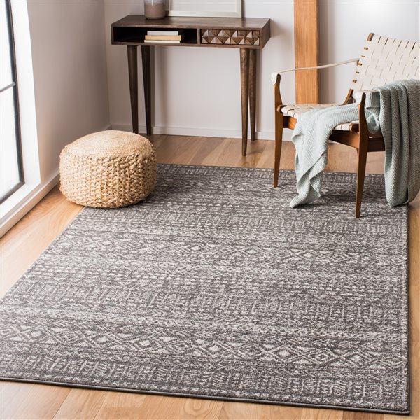 Safavieh Tulum Hobbs 4-ft x 6-ft Dark Grey/Ivory Rectangular Indoor Abstract Bohemian/Eclectic Area Rug