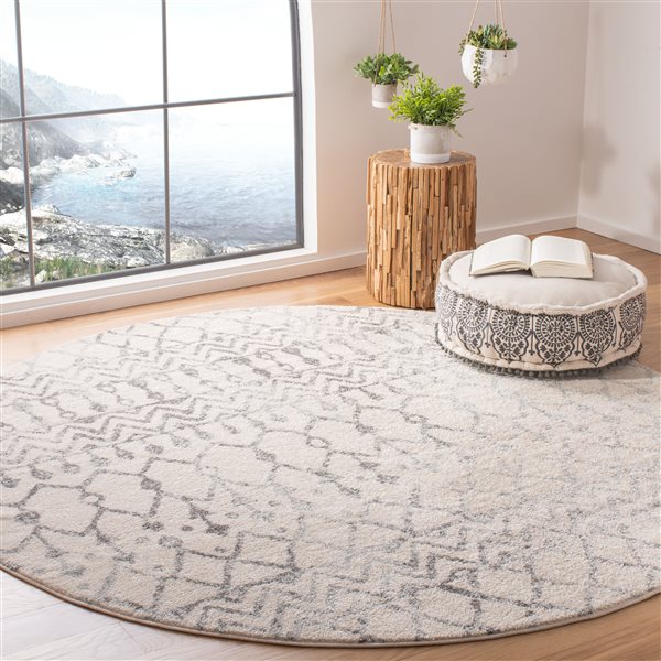 Safavieh Tulum Colfax 5-ft x 5-ft Ivory/Grey Round Indoor Distressed/Overdyed Bohemian/Eclectic Area Rug