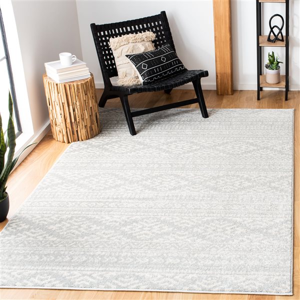 Tapis d'intérieur rectangulaire et abstrait Tulum Cibola par Safavieh de 4 pi x 6 pi de style bohème, gris clair et ivoire