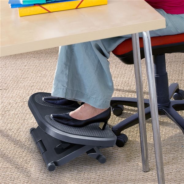 HOMCOM 17.75-in x 13.5-in Ergonomic Adjustable Footrest