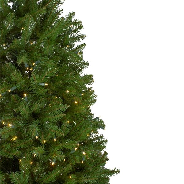 Northlight 6.5-ft Full Northern Pine Pre-Lit Artificial Christmas Tree with Warm White Lights