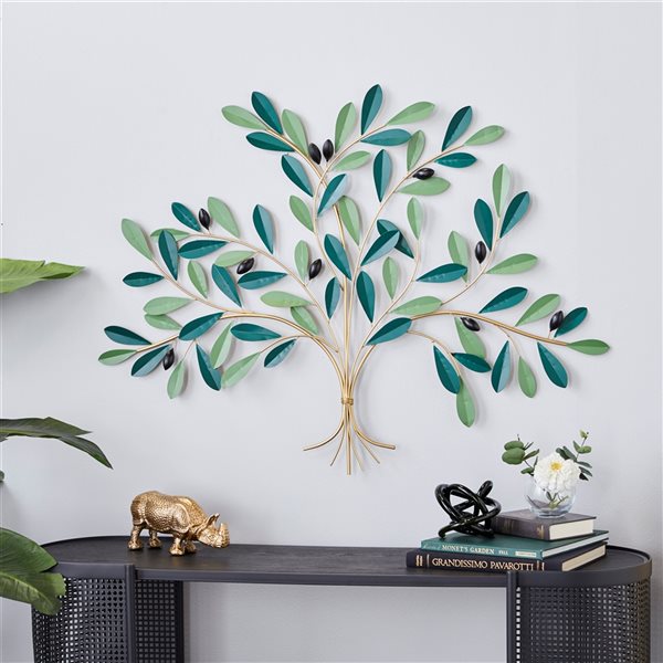 Grayson Lane 31-in x 40-in Green Metal Coastal Style Wall Decor