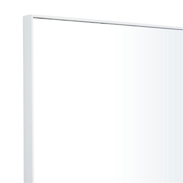 Grayson Lane 24-in x 18-in Rectangle White Contemporary Framed Wall Mirror