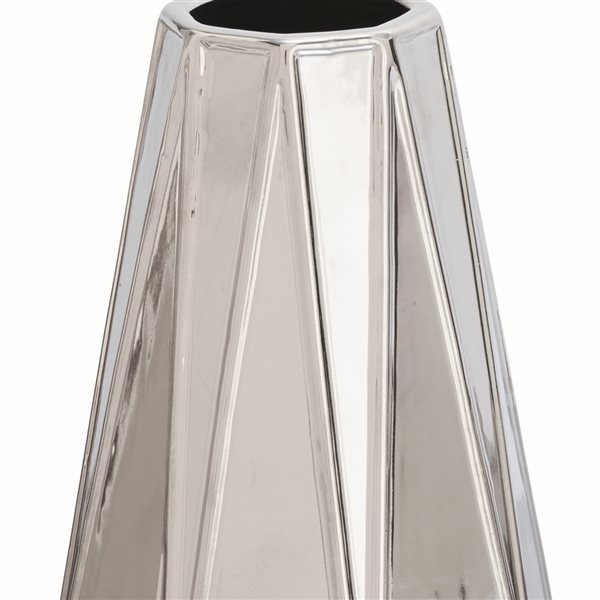 CosmoLiving by Cosmopolitan Silver Glam Stoneware Geometric Vase - Set of 3